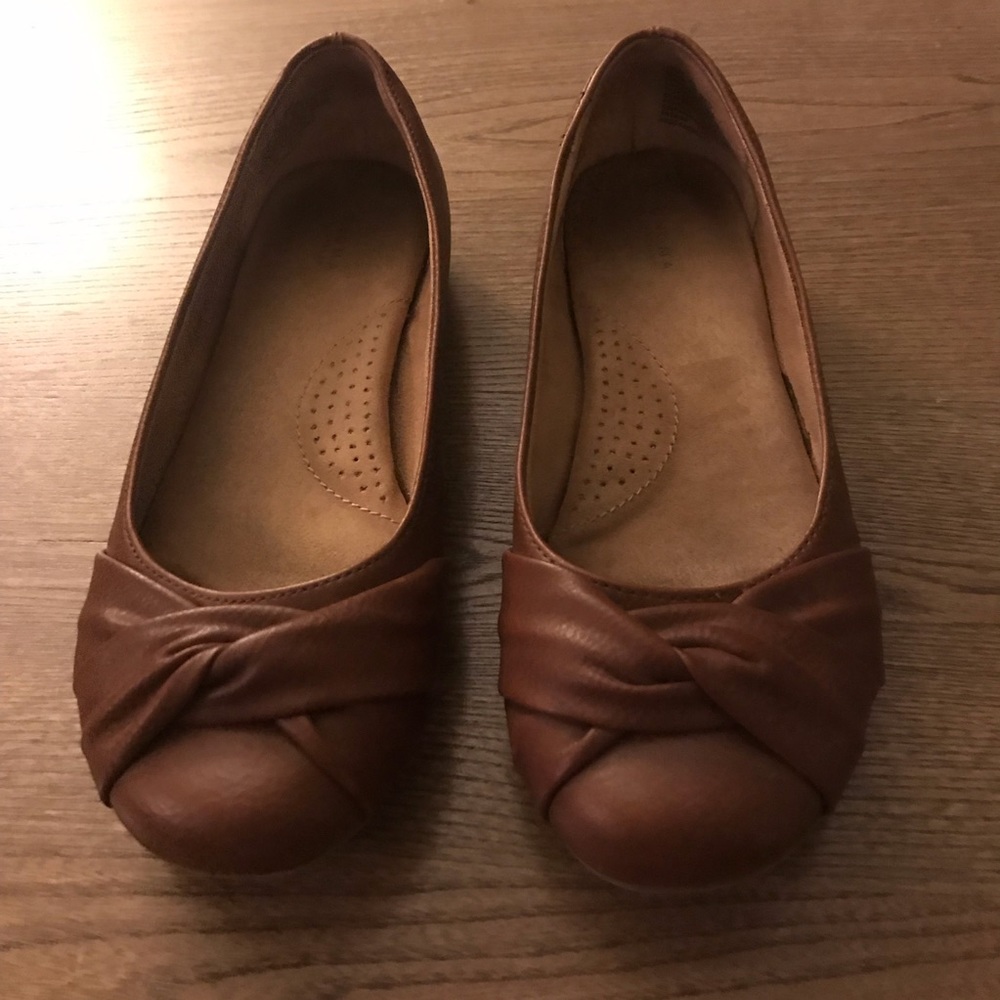 Brown flats